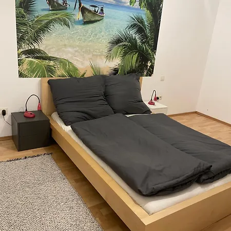 Ruhige 2-zimmer-wohnung Fuer 1 - 4 Personen Nahe Wuerzburg Von Privat